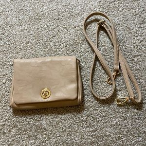 Small clutch with detachable strap